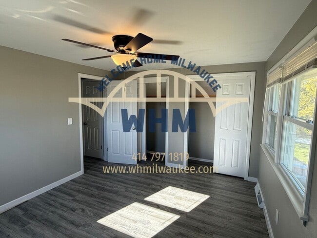 4969 N 105th St in Milwaukee, WI - Building Photo - Building Photo