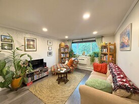 326 Broadway, Unit 19 in Somerville, MA - Building Photo