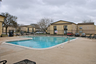 Bel Air Place in Lancaster, TX - Building Photo - Building Photo