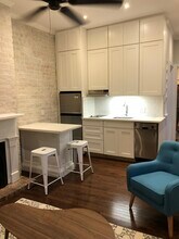 1204 Chartres St, Unit 12 in New Orleans, LA - Building Photo - Building Photo