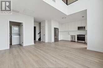 4400 Laurier Pkwy in Lasalle, ON - Building Photo - Building Photo