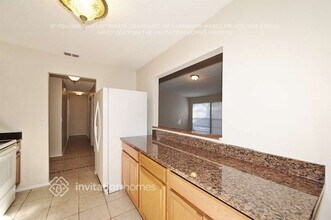 1429 Piney Branch Cir in Valrico, FL - Foto de edificio - Building Photo