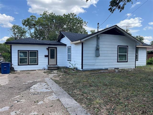 property at 1704 S Polk St