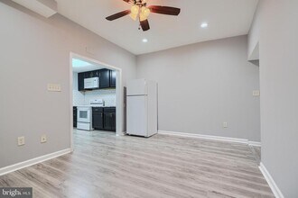 3014 Hamilton Ave in Baltimore, MD - Building Photo - Building Photo