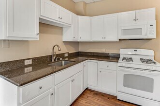 1816 Green St in Harrisburg, PA - Building Photo - Building Photo