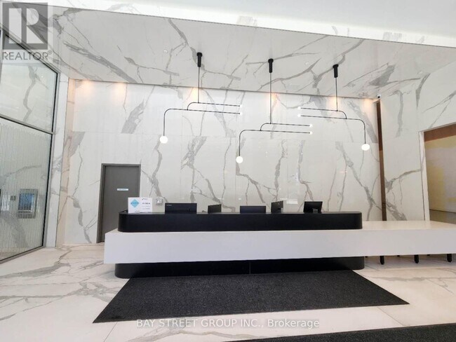 88 Queen St E in Toronto, ON - Building Photo - Building Photo