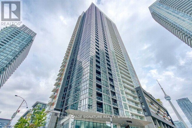 property at 85-2885 Queens Wharf Rd