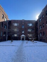 109 E 68th St, Unit 2B in Chicago, IL - Building Photo