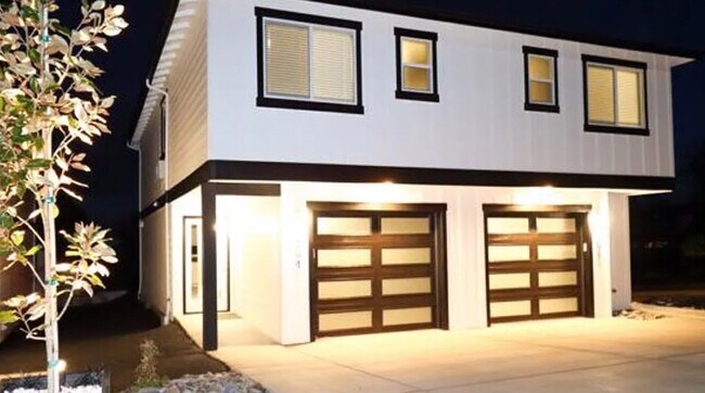 Magnolia36 in Salem, OR - Foto de edificio - Building Photo