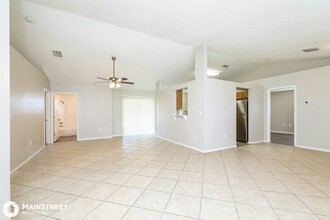 1136 Lavaur Ct in Kissimmee, FL - Building Photo - Building Photo