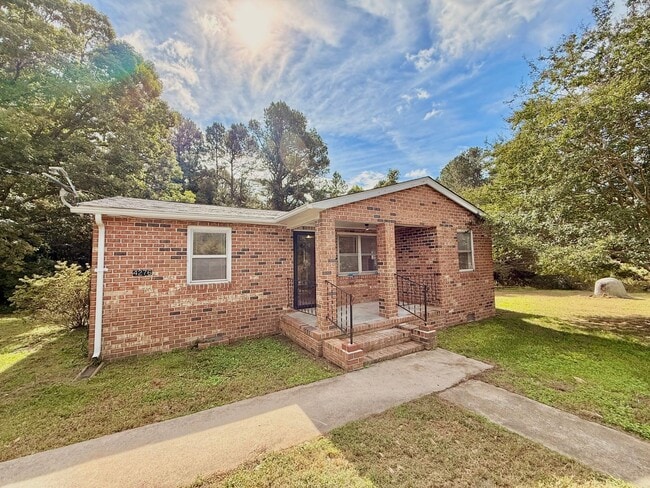 property at 4276 Old Indian Rd