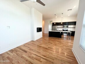 308 Excelsior Ave in Saratoga Springs, NY - Building Photo - Building Photo