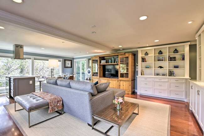 120 Coleman Dr in San Rafael, CA - Building Photo - Building Photo