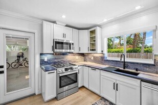 2866 SW 8th St in Boynton Beach, FL - Building Photo