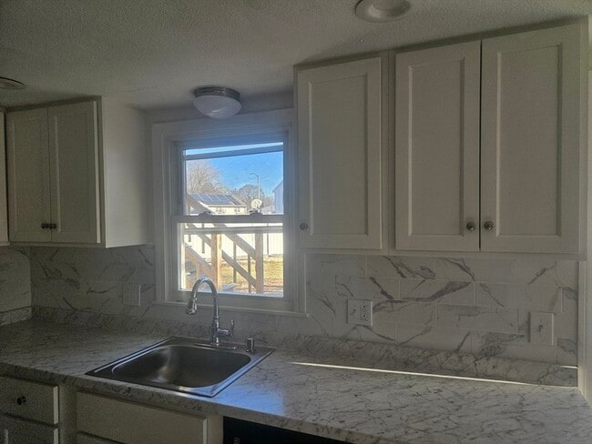 23 Sussex St in Saugus, MA - Building Photo - Building Photo