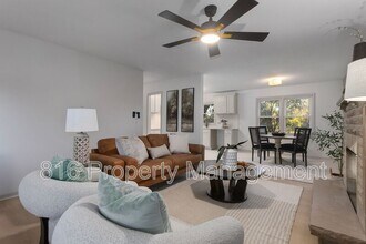 12516 13th St in Grandview, MO - Building Photo - Building Photo