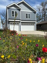 2225 Middleton Beach Rd in Middleton, WI - Building Photo - Building Photo