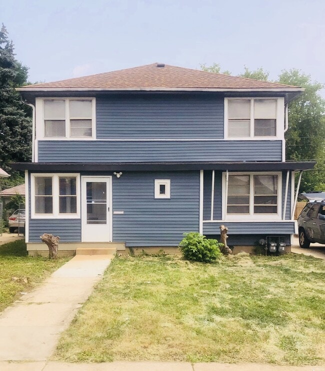24 N 60th St in Milwaukee, WI - Foto de edificio - Building Photo