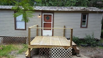 7255 Macklin St in Jacksonville, FL - Building Photo