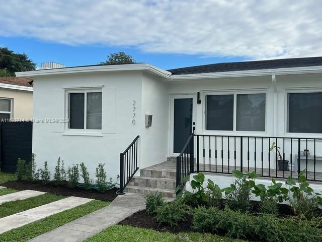 2770 SW 25th St-Unit -2770 in Miami, FL - Building Photo - Building Photo