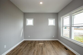 693 Shaker Dr in Richmond, KY - Foto de edificio - Building Photo