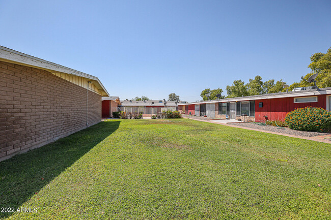 13001 N 113th Ave in Youngtown, AZ - Building Photo - Building Photo