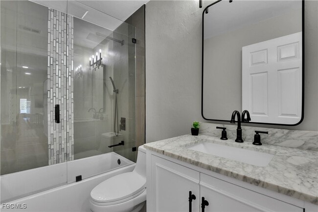 property at 2004 SW 30th St