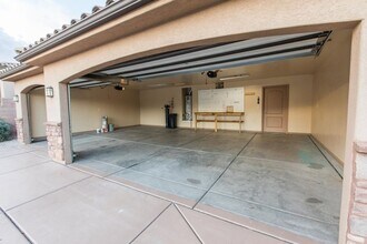 518 N Kensention Ave in Washington, UT - Building Photo - Building Photo