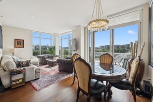 600 12th Ave S, Unit 725 in Nashville, TN - Building Photo