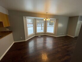 4467 W Milham Ave in Portage, MI - Building Photo