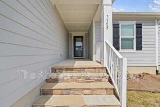 7508 Frasier Fir Pl in Willow Spring, NC - Building Photo - Building Photo