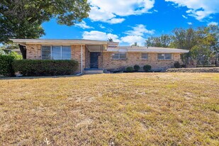 5108 Mystic Trail in Dallas, TX - Building Photo