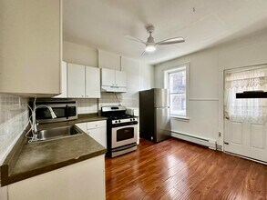 3692 John F. Kennedy Blvd-Unit -2F in Jersey City, NJ - Foto de edificio - Building Photo
