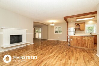 4202 79th Ave W in University Place, WA - Foto de edificio - Building Photo