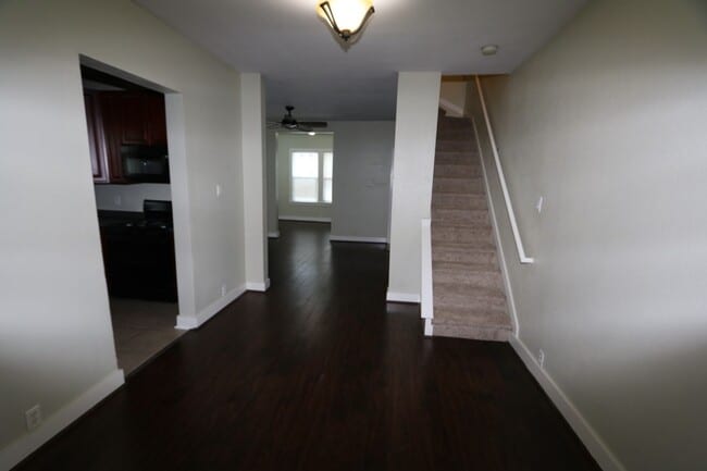 2515 Cleburne St in Houston, TX - Building Photo - Building Photo