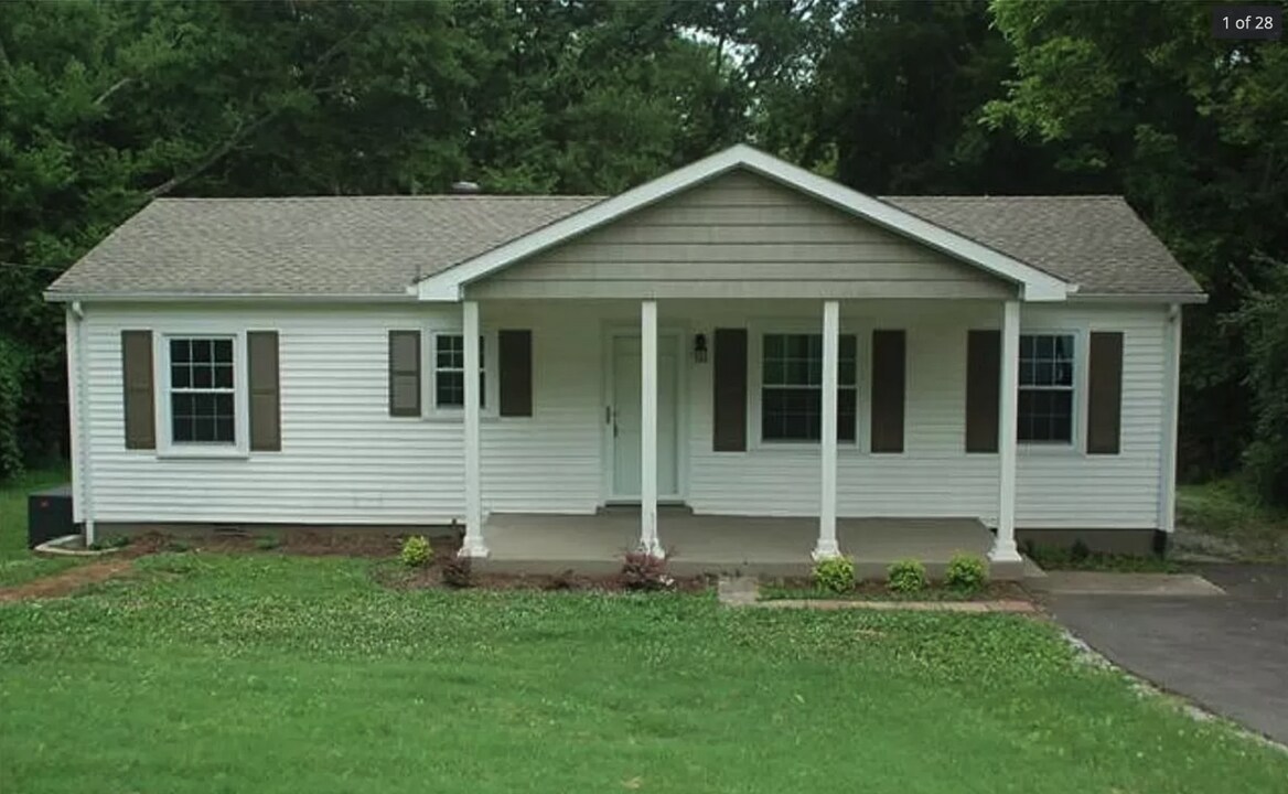 4022 Edwards Ave in Nashville, TN - Building Photo