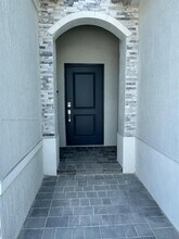 16124 SW 148th Pl in Miami, FL - Building Photo - Building Photo