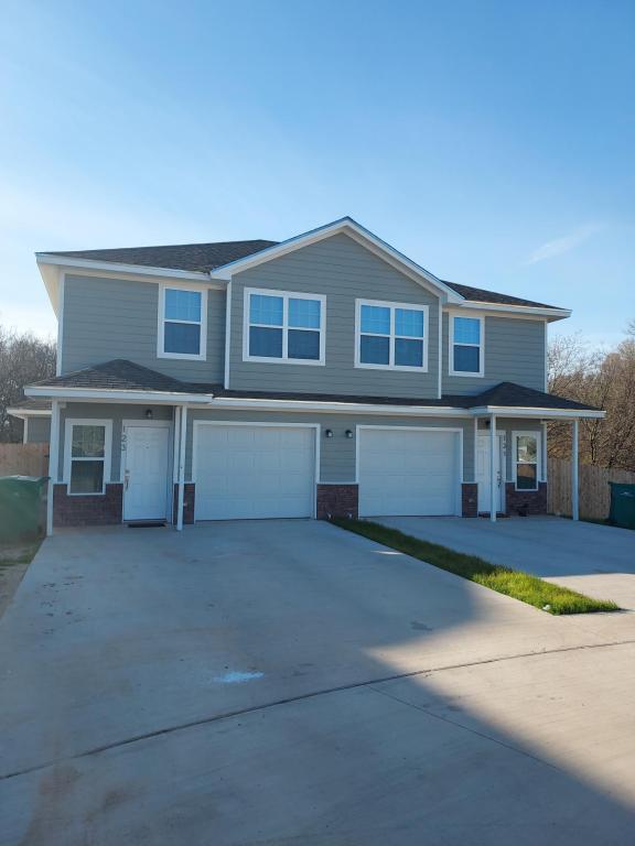 property at 109 Meyers Ter Cir