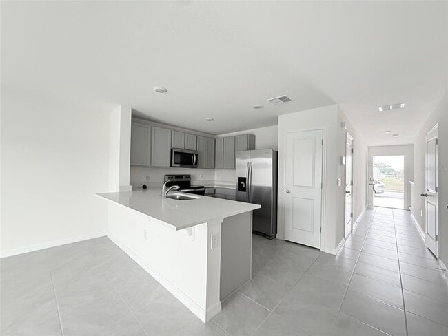 8220 SW 67th Ave in Ocala, FL - Building Photo - Building Photo