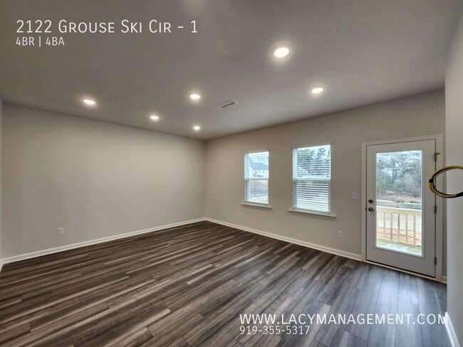 2122 Grouse Ski Cir in Apex, NC - Building Photo - Building Photo