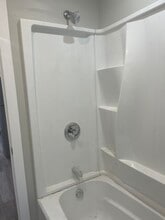 21 Admiral St, Unit 1st floor in New Haven, CT - Building Photo - Building Photo