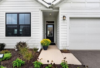 10974 37th St N in Lake Elmo, MN - Building Photo - Building Photo