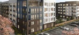 2222 N Tryon St in Charlotte, NC - Building Photo
