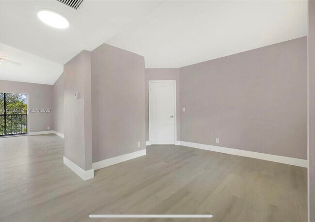 9849 Three Lakes Cir in Boca Raton, FL - Building Photo - Building Photo