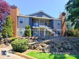 2613 S 272nd St in Kent, WA - Building Photo