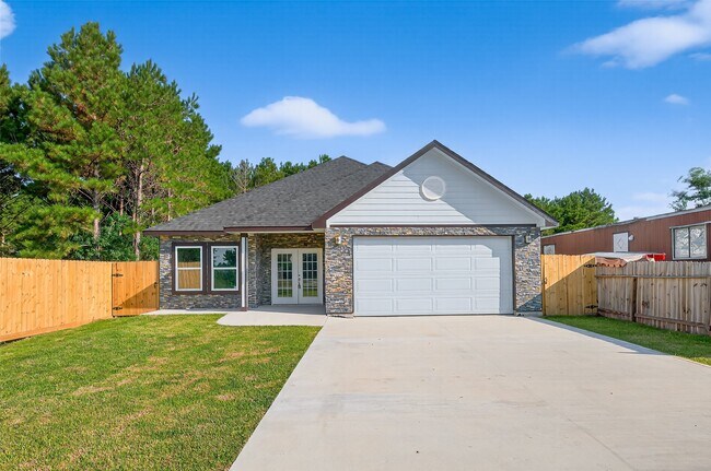 property at 5121 Rd 3540