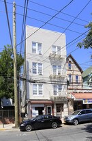 110 N 5th Ave in Mount Vernon, NY - Building Photo