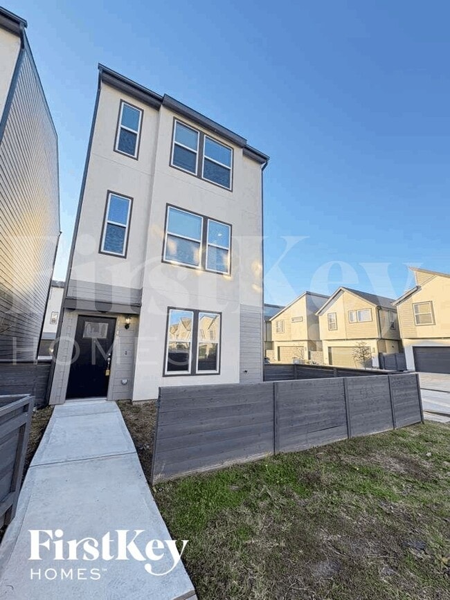 property at 18403 Idyllic Aly