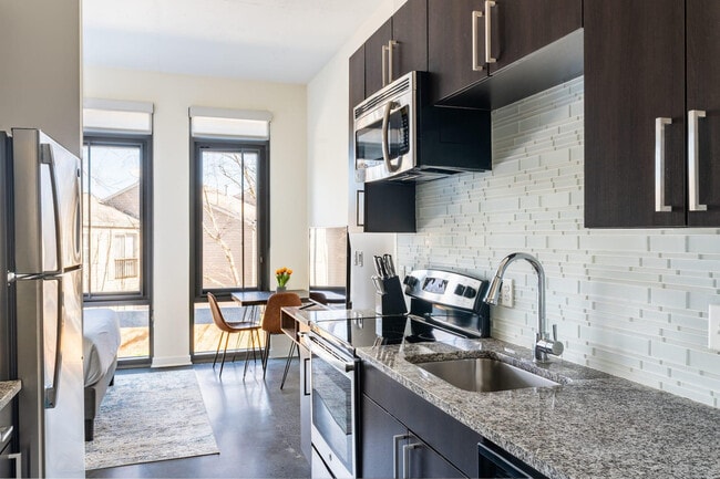3110 Mt Vernon Ave in Alexandria, VA - Building Photo - Building Photo