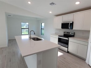 6305 Shaw St in Englewood, FL - Building Photo - Building Photo